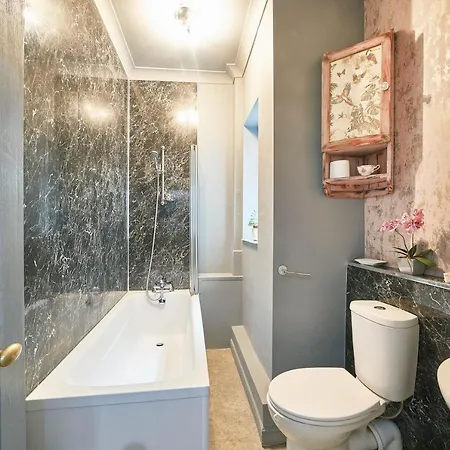 Apartment Host & - Windsor Nook *
